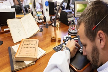 长沙百达翡丽手表为什么突然不走了